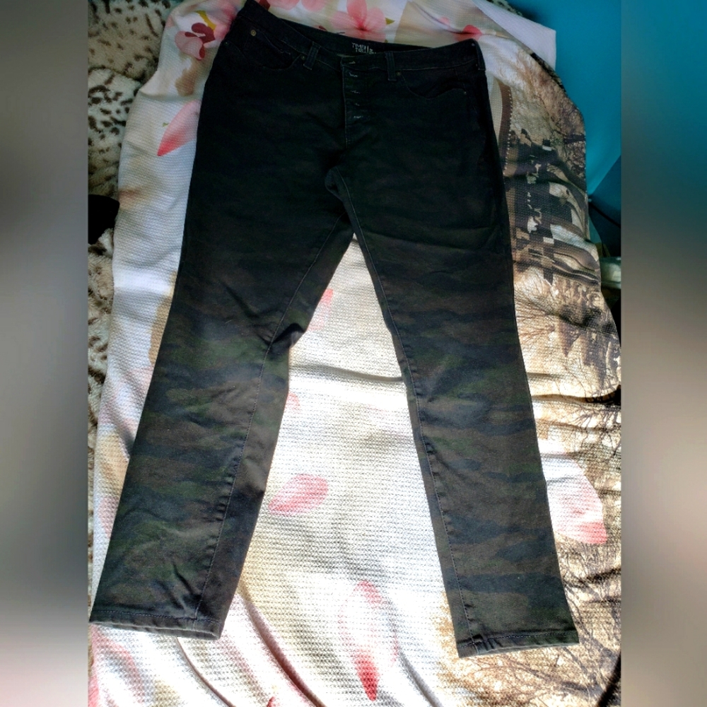 Camo pants